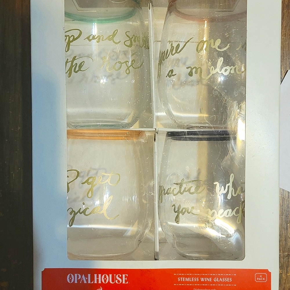 Opalhouse wine glasses set